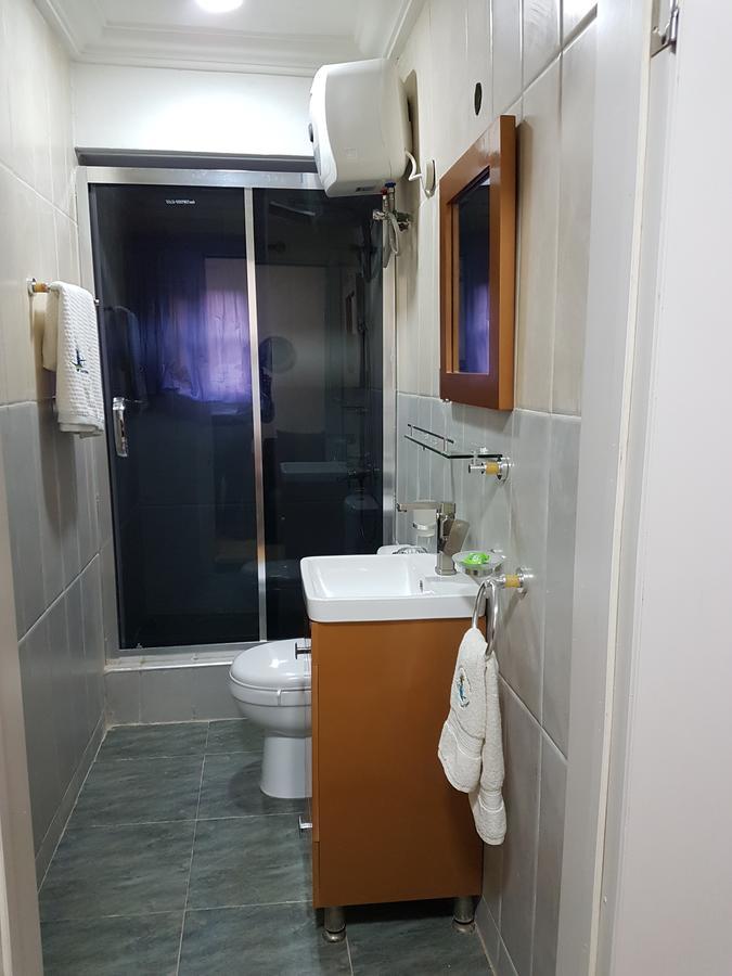 Hillside Gardens Ltd Hotel Лагос Екстериор снимка