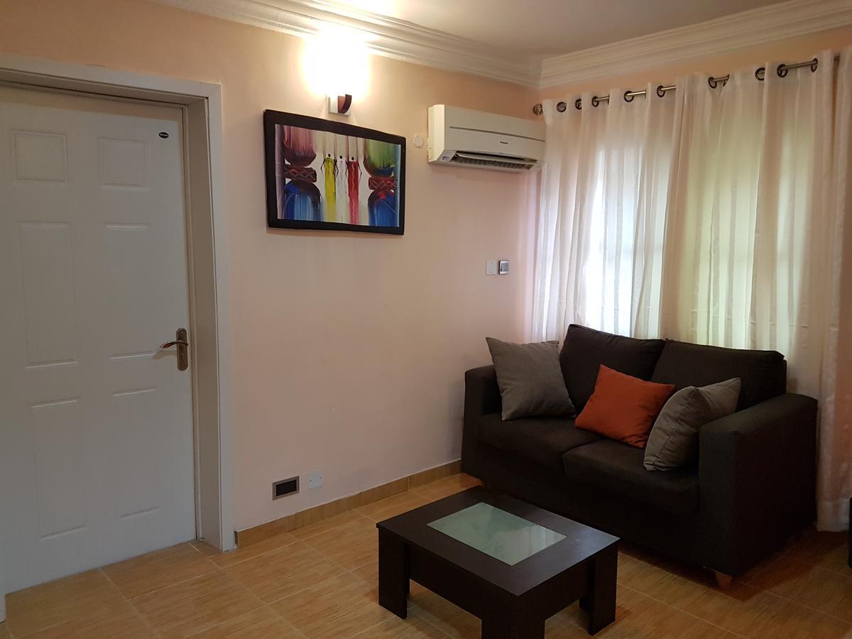 Hillside Gardens Ltd Hotel Лагос Екстериор снимка