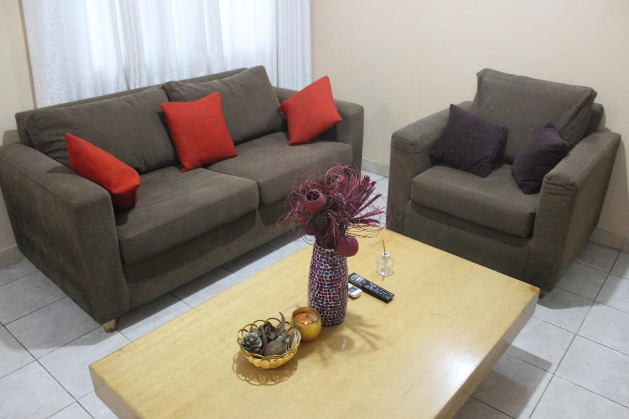 Hillside Gardens Ltd Hotel Лагос Екстериор снимка
